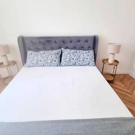 Beautiful San Pietro Apartment